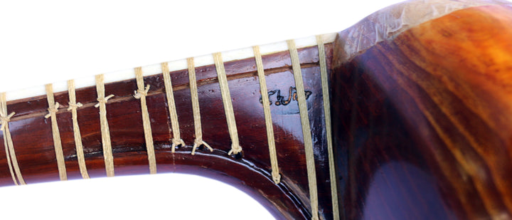 Ali Yasin Persian tar AYT-404 double-bowl lute carved details