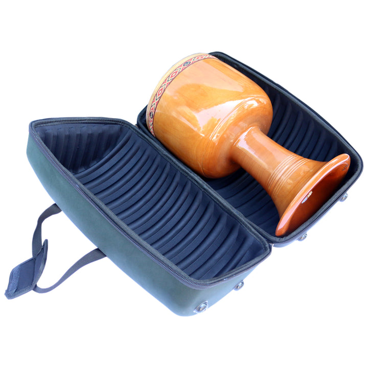 Tombak case UHZ-204 by Sala with padded interior reinforced shell