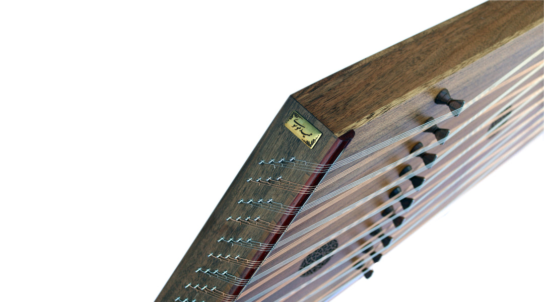 Hamid Mousavi santoor MAS-6 with walnut body and mezrabs